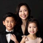 velsenor9_Generate_a_full_body_portrait_photo_of_a_Asian_mother_726ed4f0-2169-4a02-8a57-62b2b04ce542