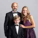 velsenor9_Generate_a_full_body_portrait_photo_of_a_mother_and_f_a963f1c9-86ea-4d44-a2f6-c8c15a423e8c